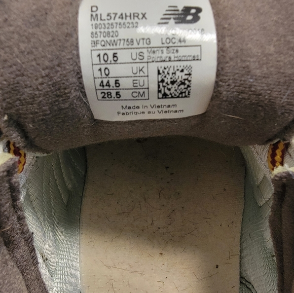 Mens new balance sneakers - Picture 5 of 8
